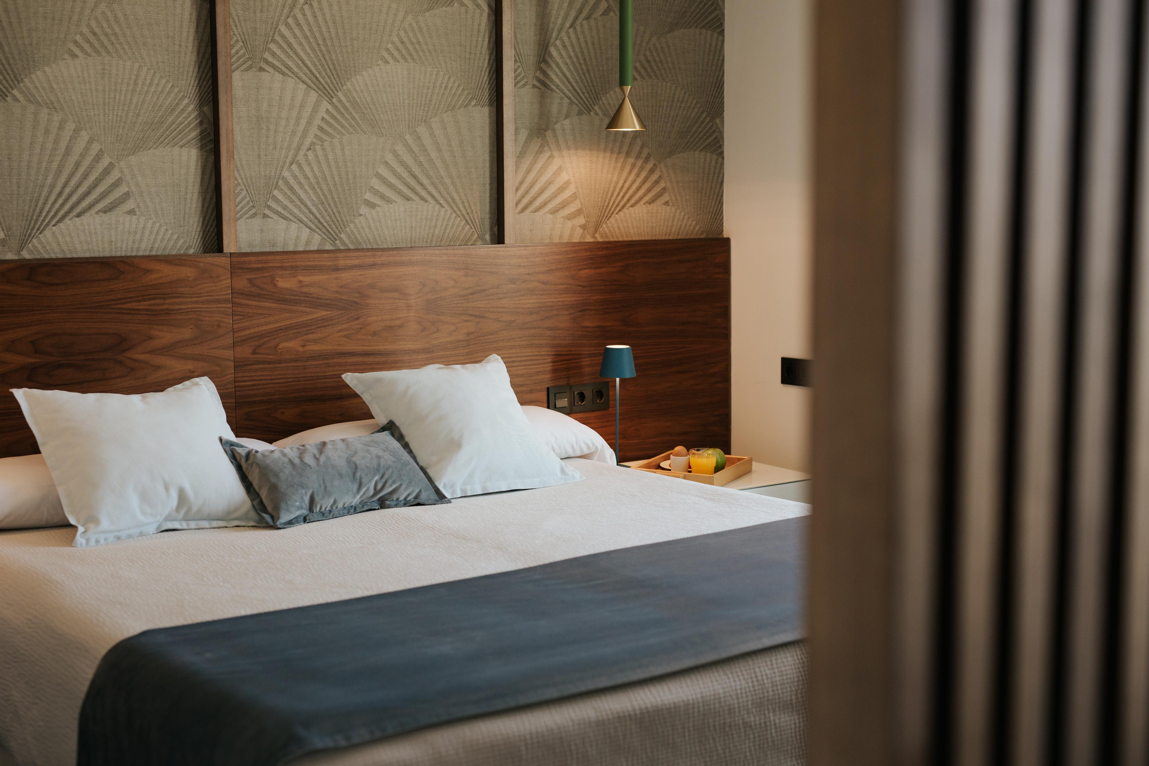 Hotel Neptuno Playa & 4*