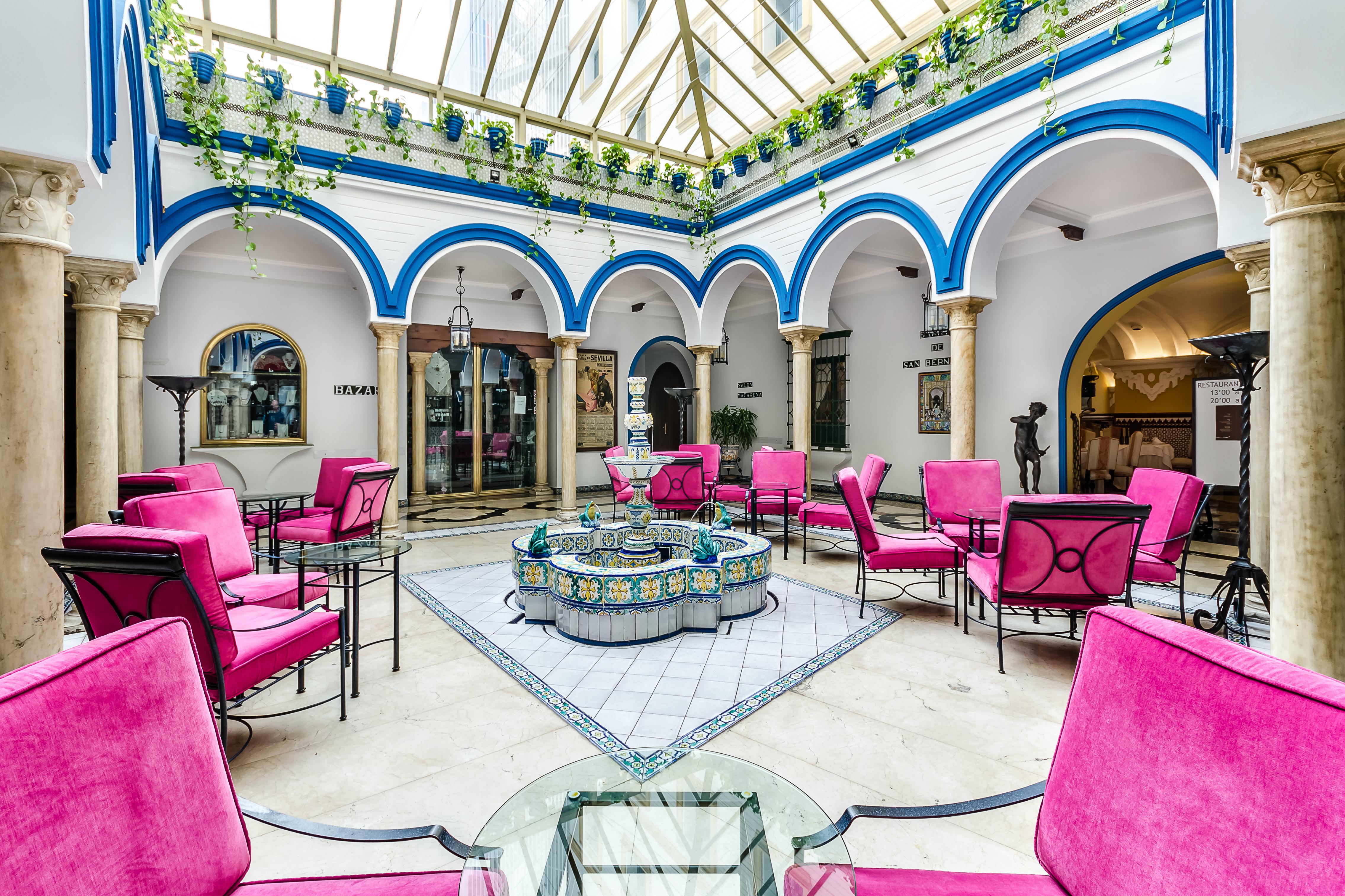 Hotel Macarena