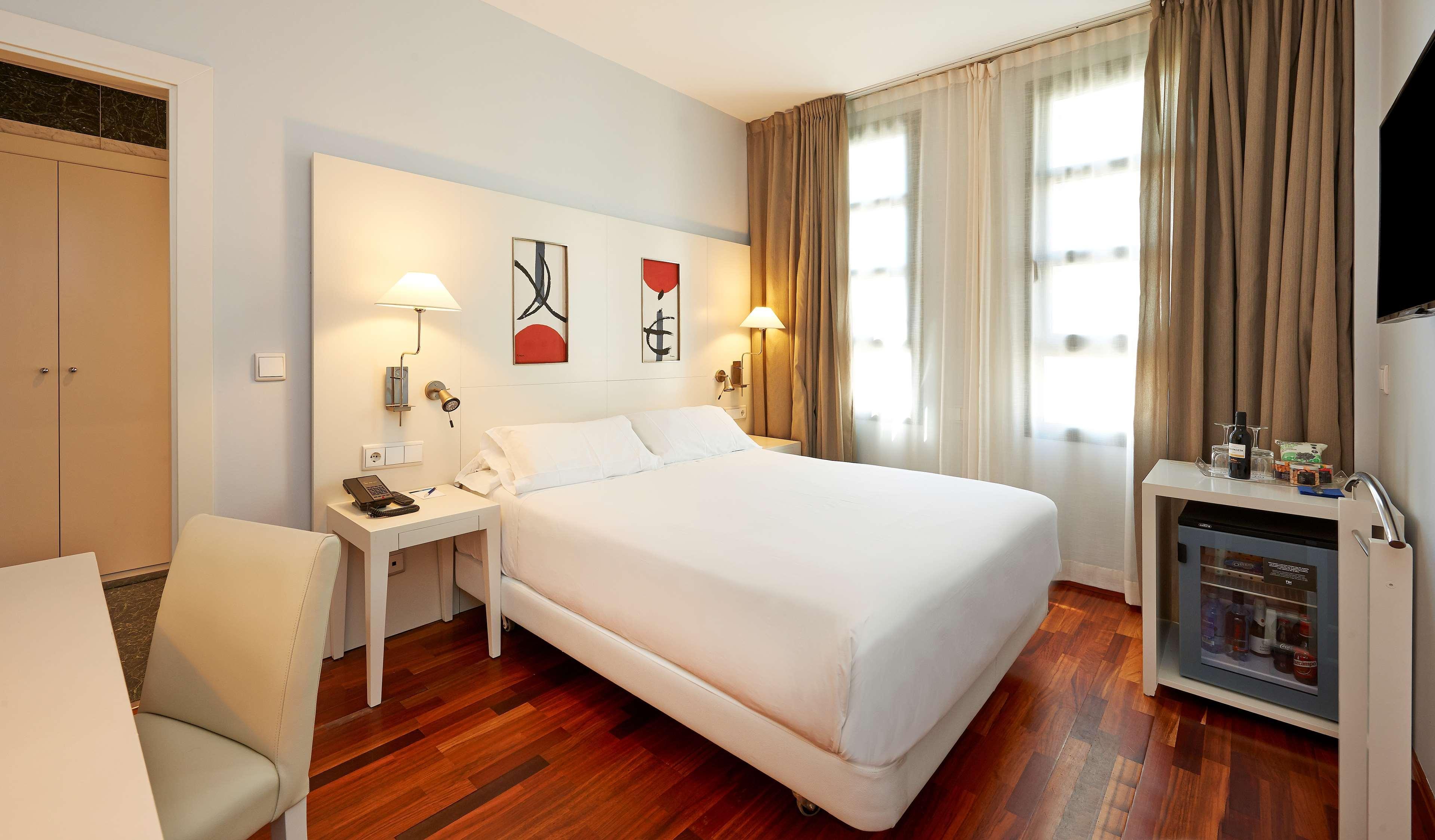 Nh Artes Hotel 4*
