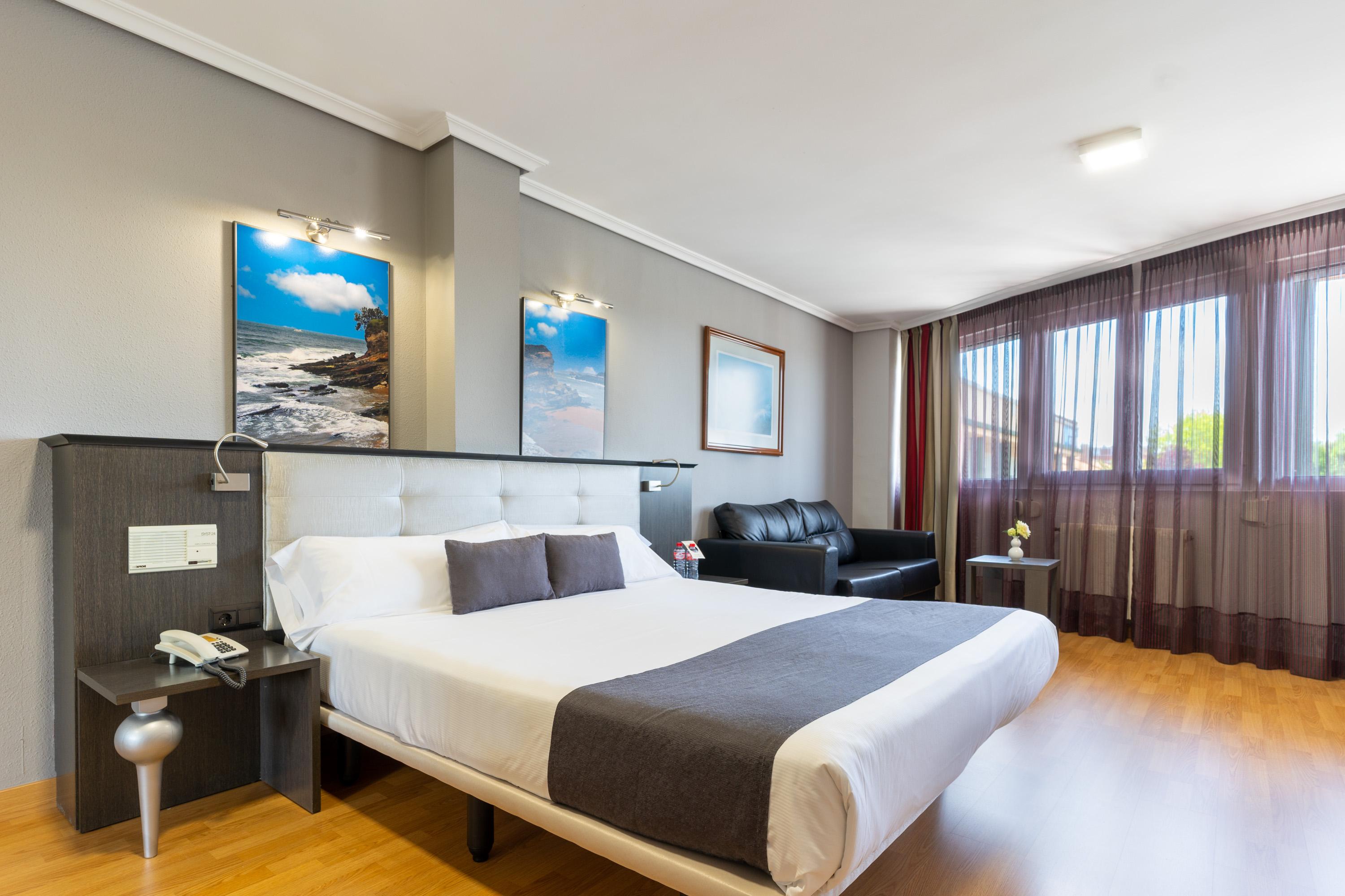 Chateau La Roca Hotel Sancibrián