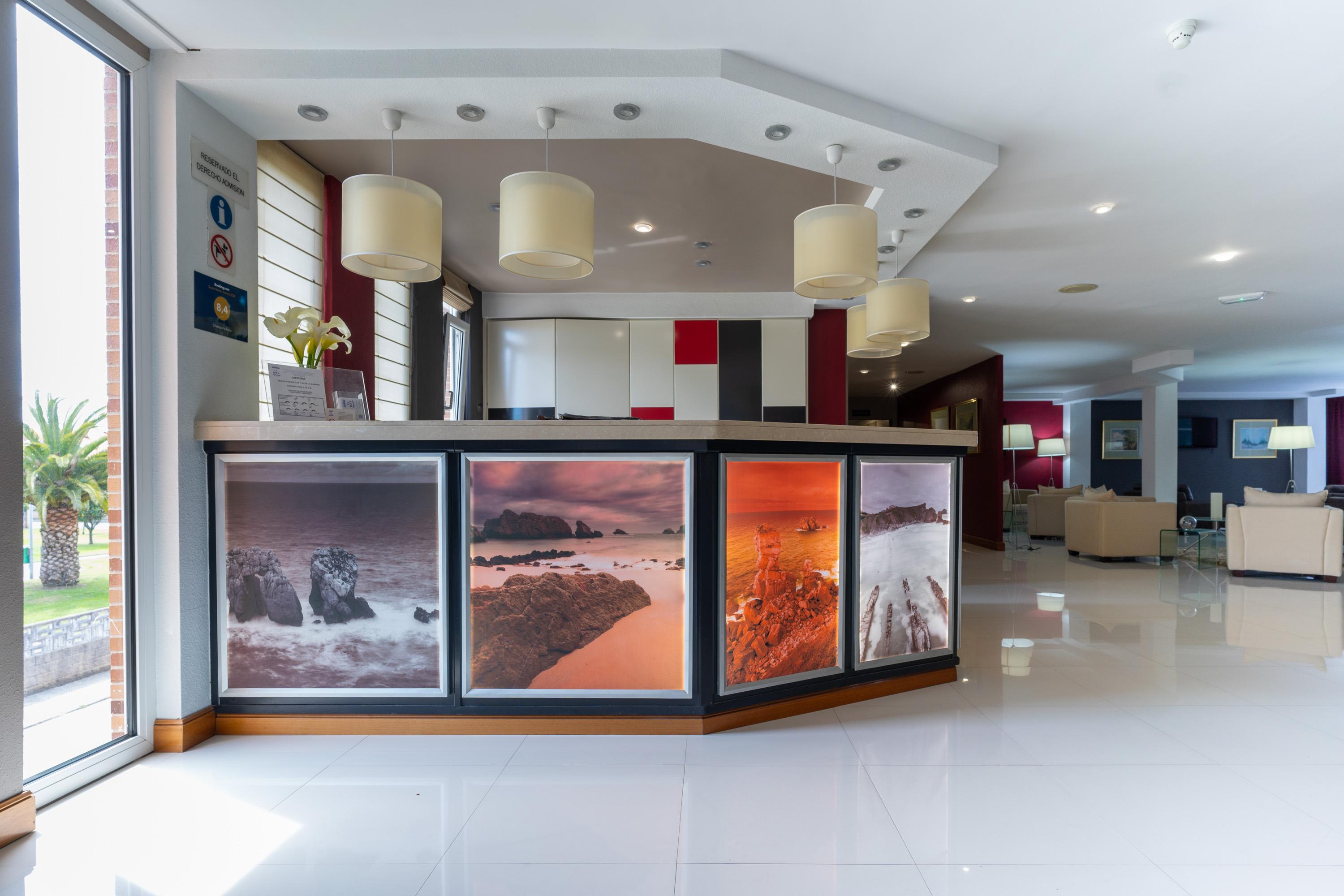 Hotel Chateau La Roca 3*