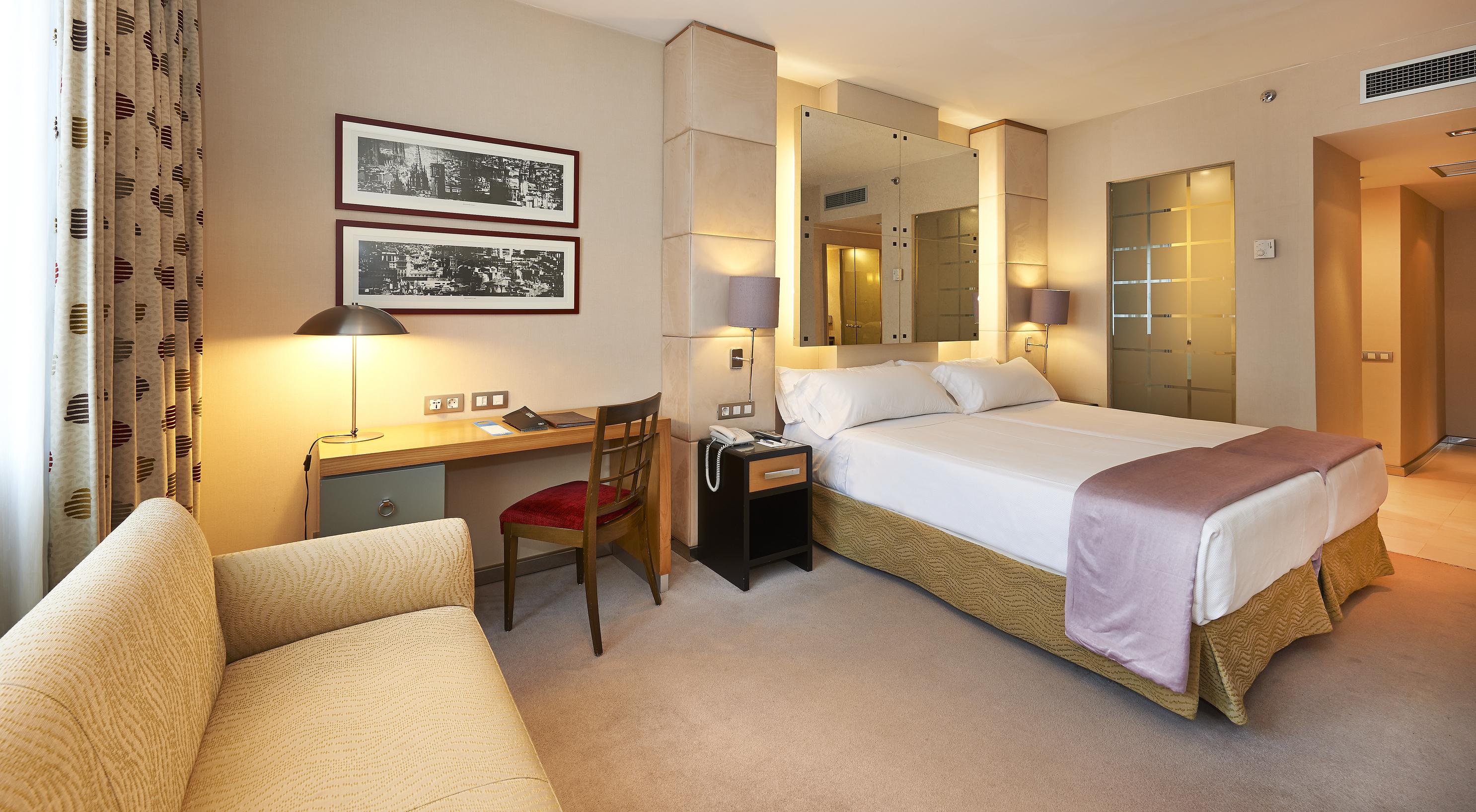 Hesperia Presidente Hotel 4*