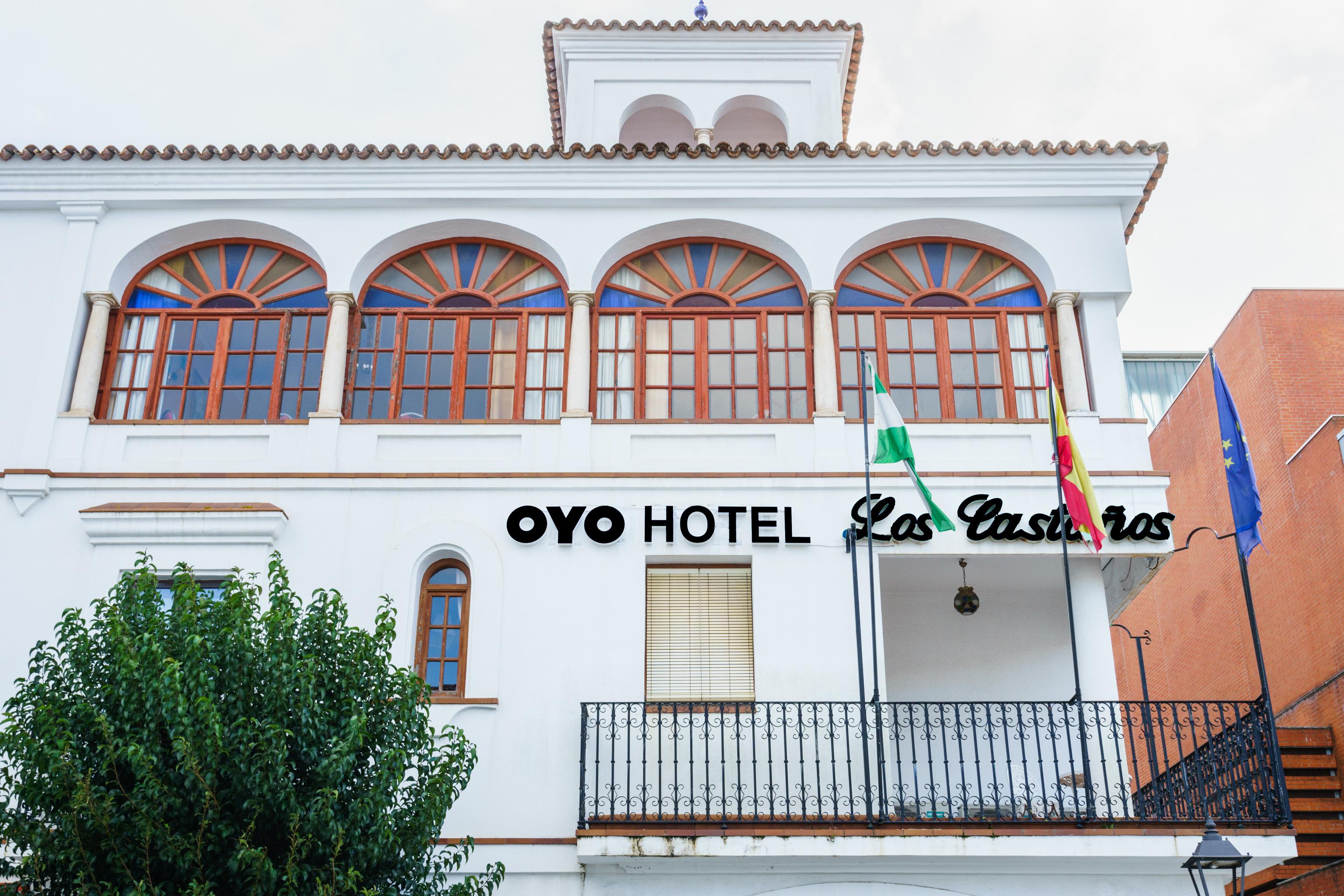 Hotel Castaños 2*
