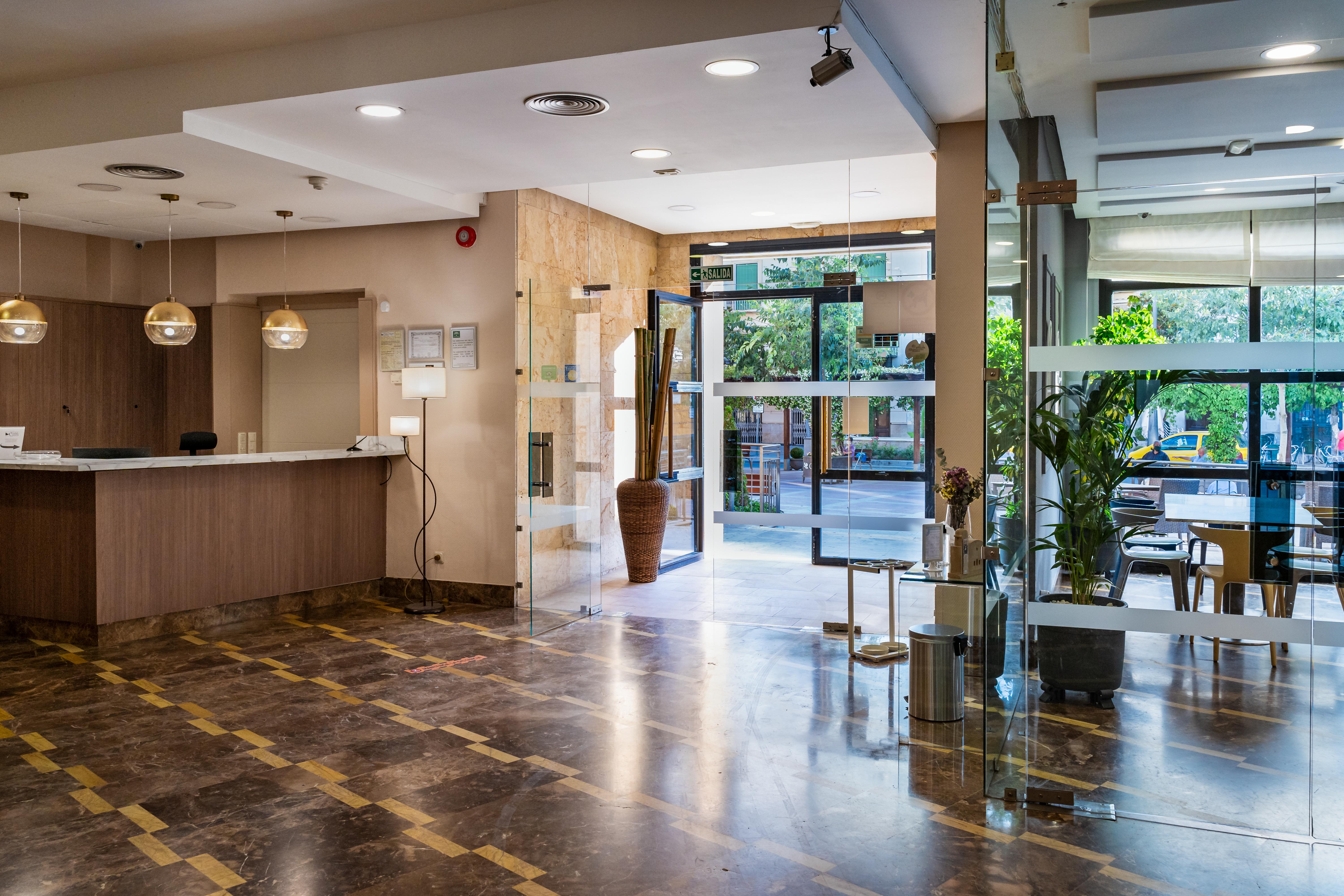 Ciudad De Hotel 3*