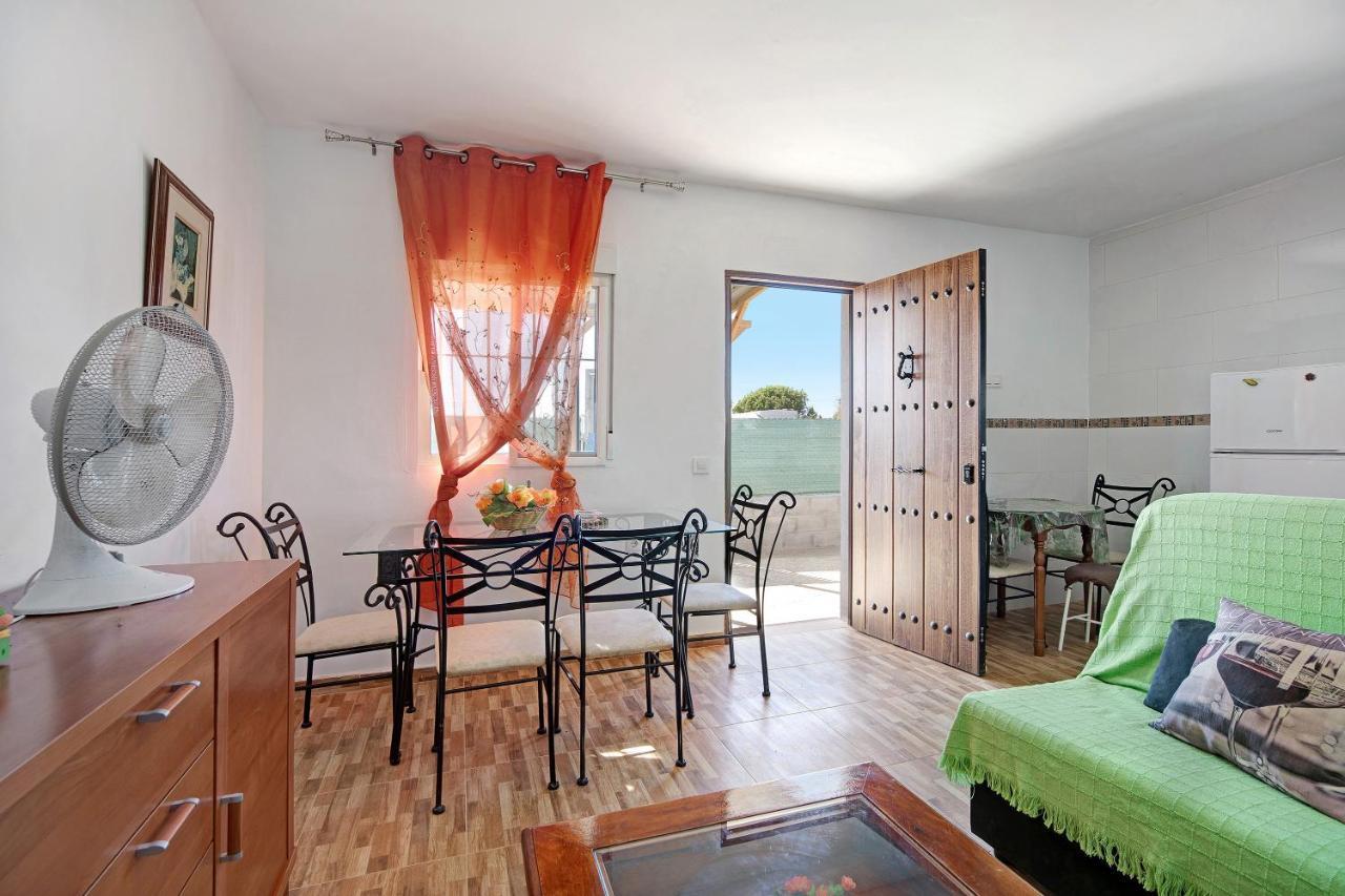 Casa Manoli Chiclana 2 *