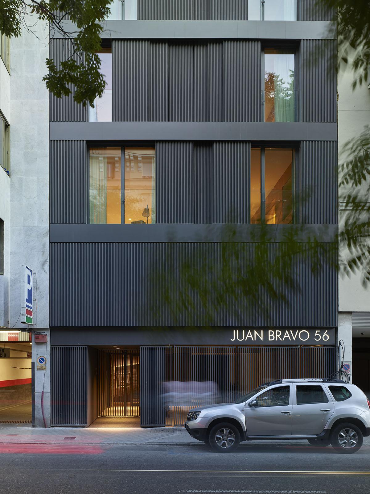 Juan Bravo Apartahotel