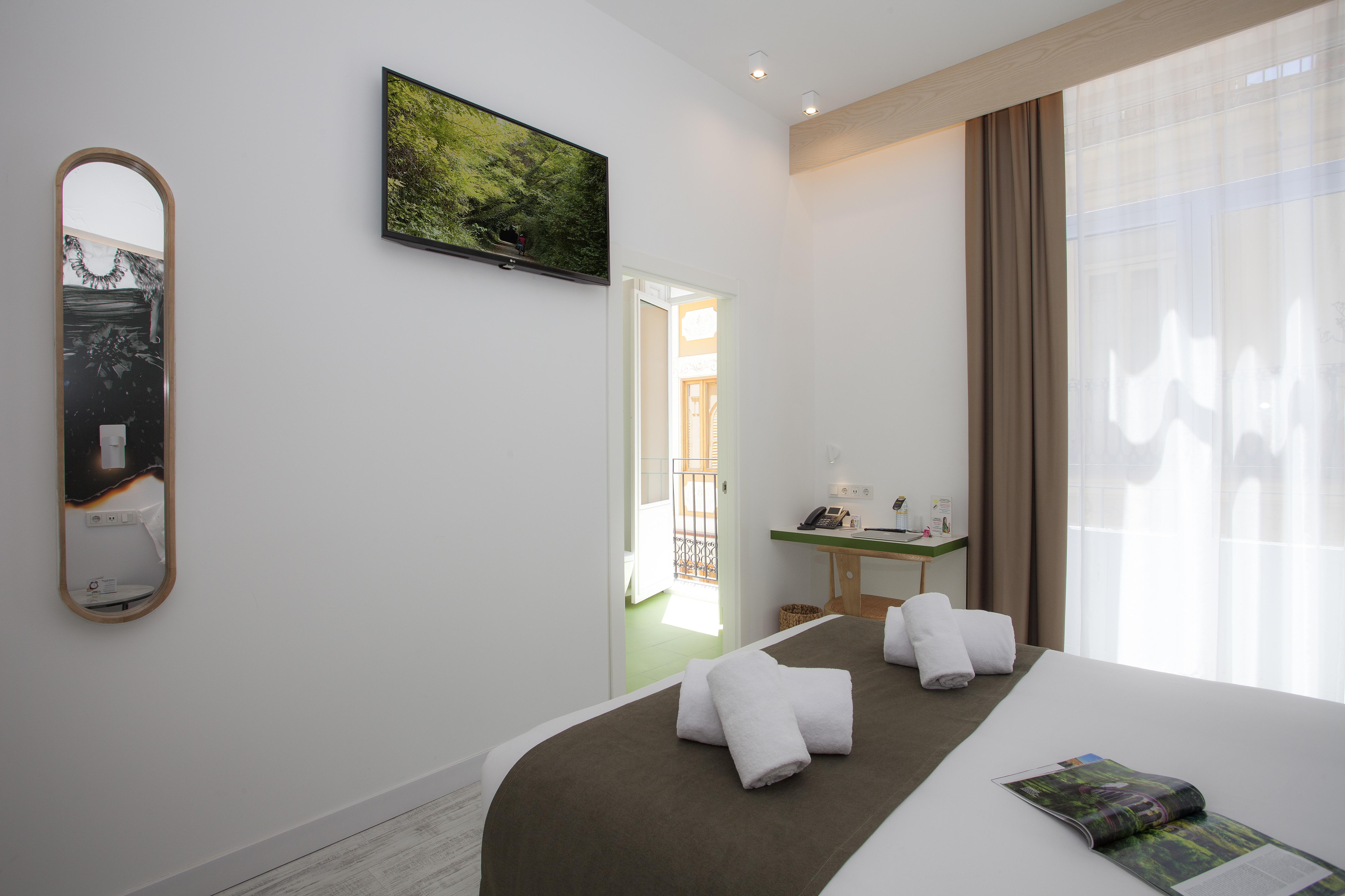 Casual Socarrat - Adults Only 3*
