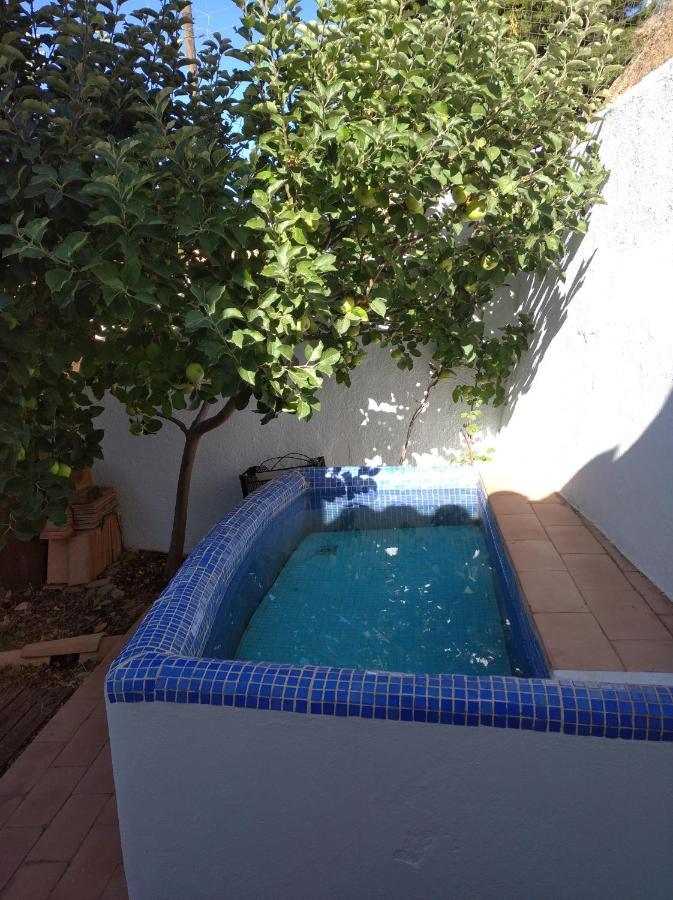 El Pajar De Angelines Holiday home Tocon De Quentar