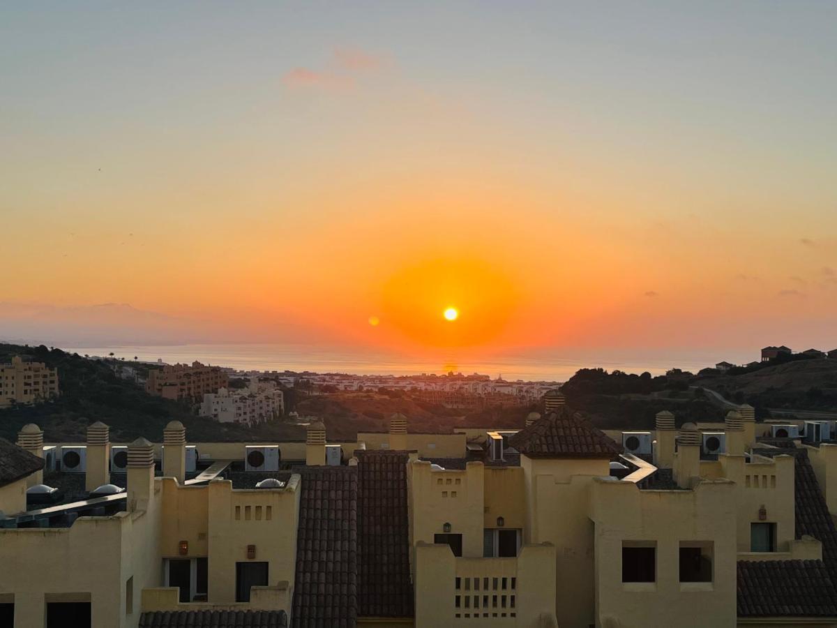 Duquesa Village Apartment *