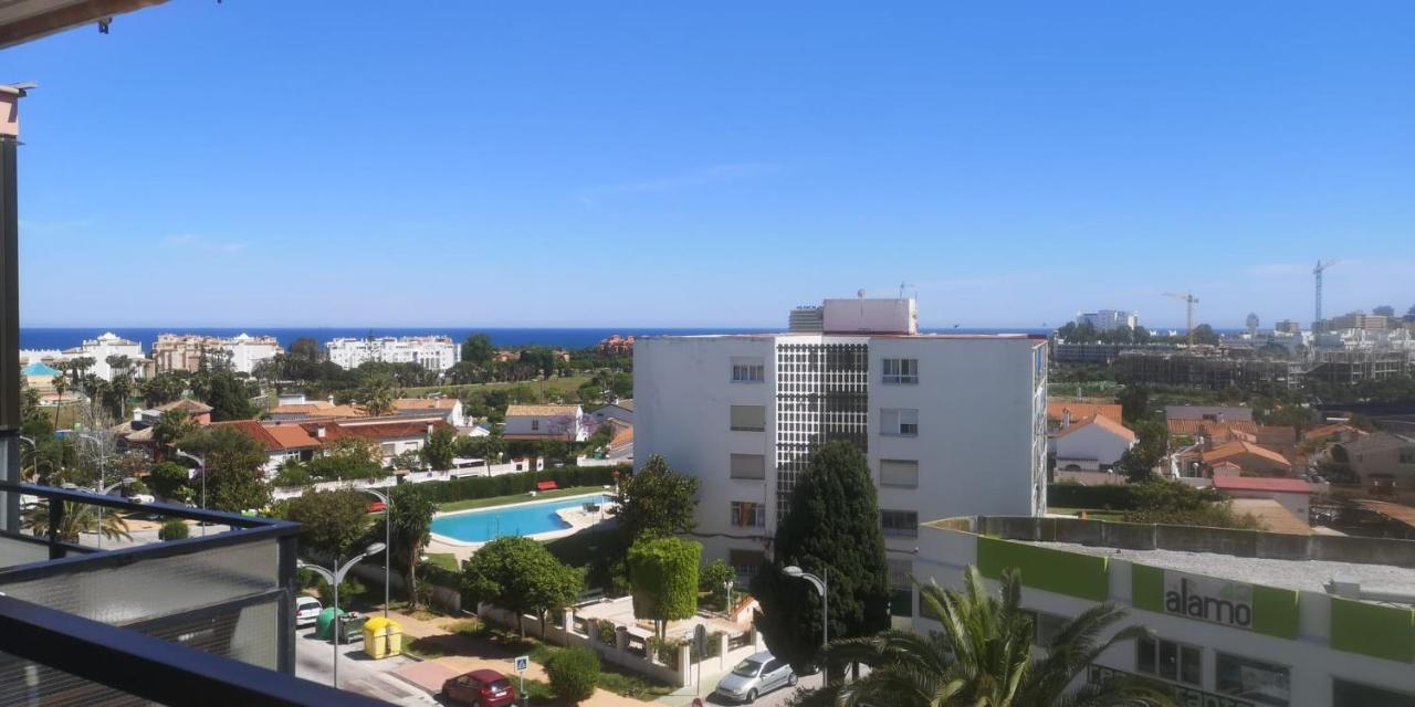Apto. Residencial En Con Piscina. Apartamento Torremolinos