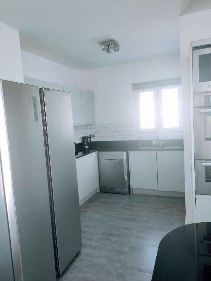 Villa Torreguadiaro - 2 Mins Walk From The Bars And Restaurants