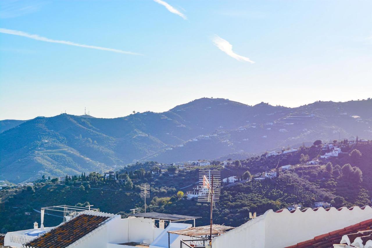 Casa Rosario, Large Historic Townhouse With Amazing Roof Terrace Hansonholiday