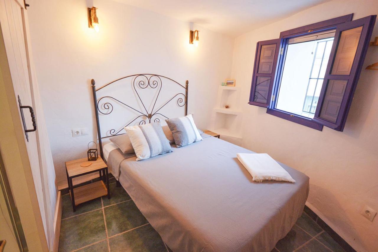 Casa Rosario, Large Historic Townhouse With Amazing Roof Terrace Hansonholiday Holiday home Frigiliana