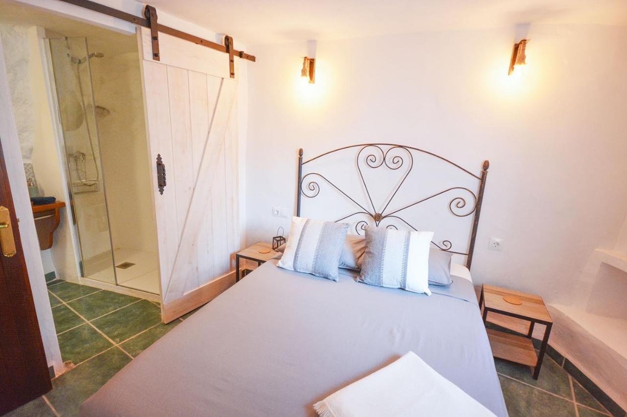 Casa Rosario, Large Historic Townhouse With Amazing Roof Terrace Hansonholiday Holiday home Frigiliana