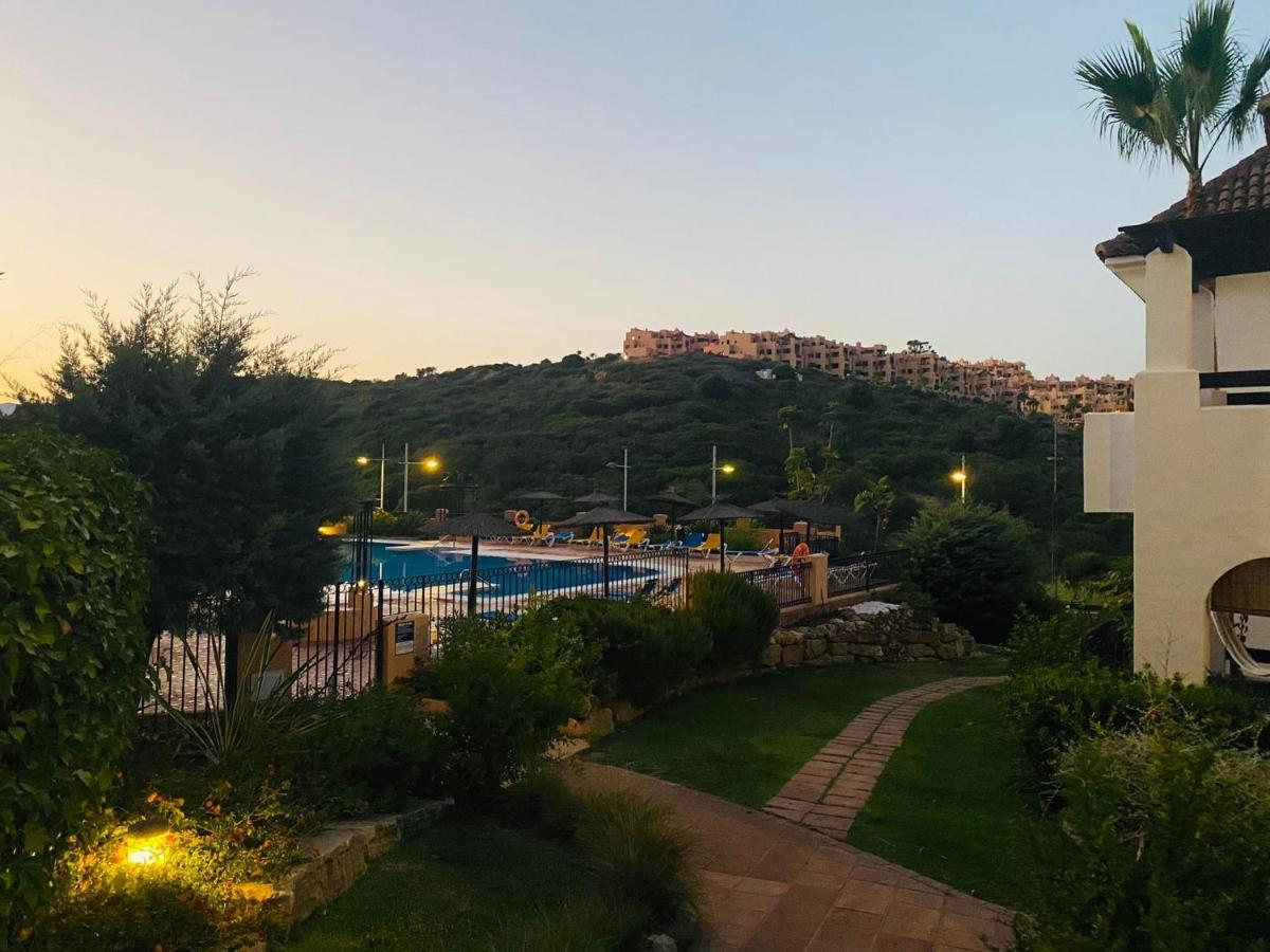 Duquesa Village Apartment