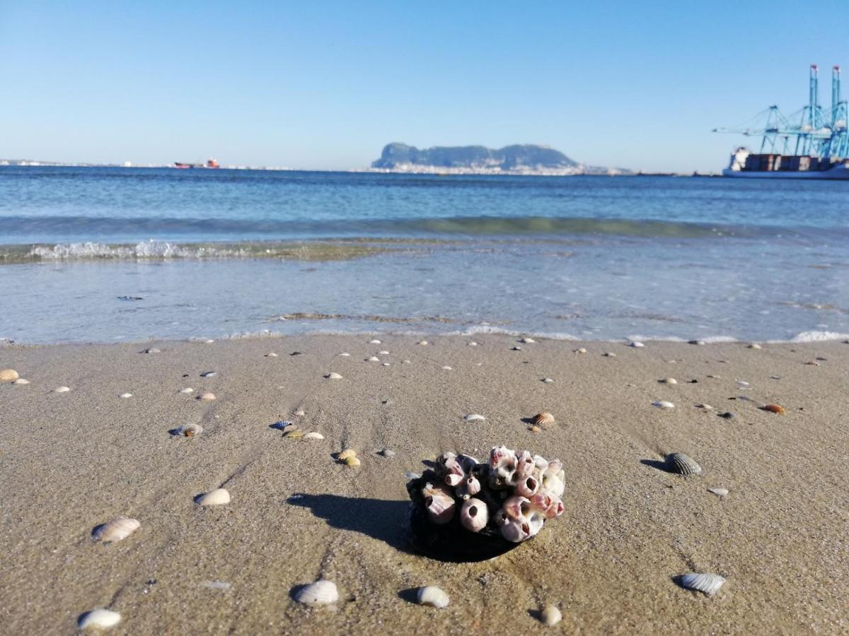 Estudio A Pie De Playa Con Bano Y Cocina Privados * Algeciras
