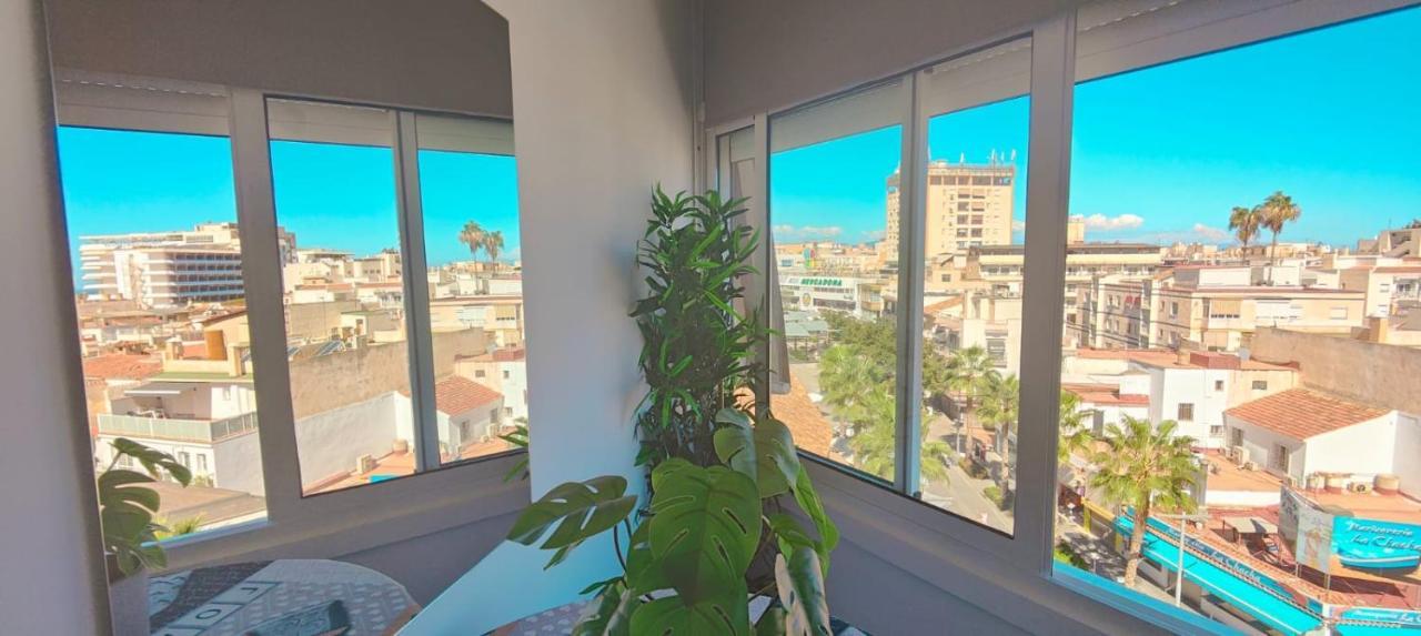 Palm View Center And Sea Views By Namaste Elite Torremolinos