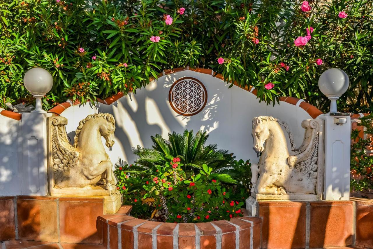 Casa Hermosa Bed & Breakfast Torre de Benagalbon