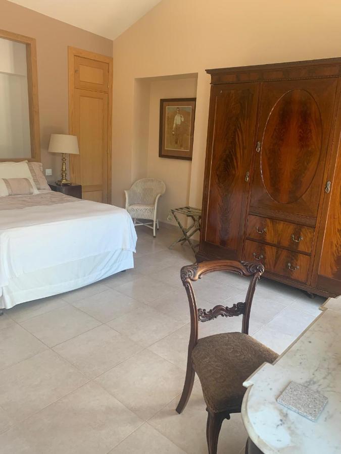 Casa Carmen Alájar