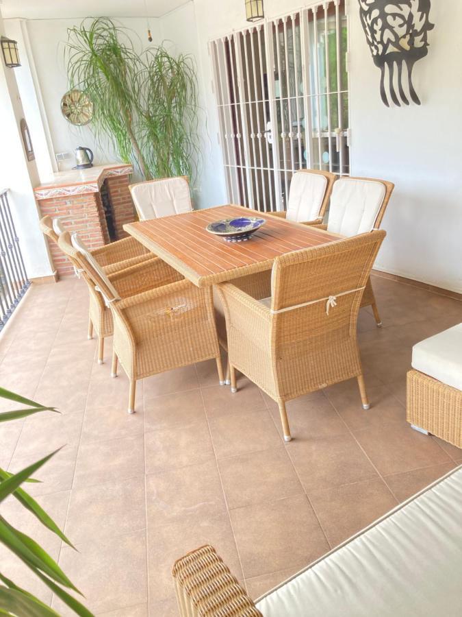 Modern In Village Centre With Underground Parking Apartamento *