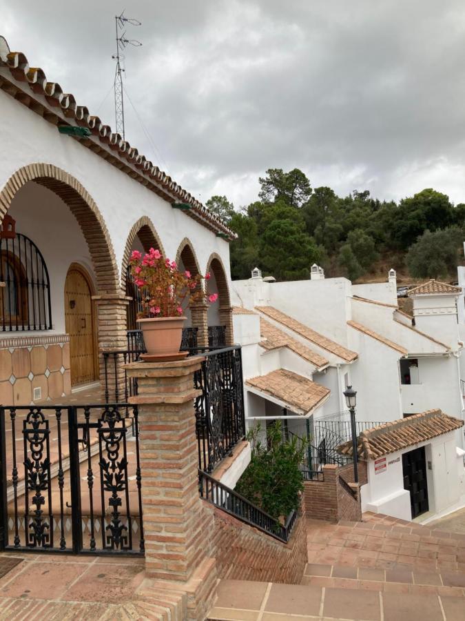 Apartamento Modern In Village Centre With Underground Parking