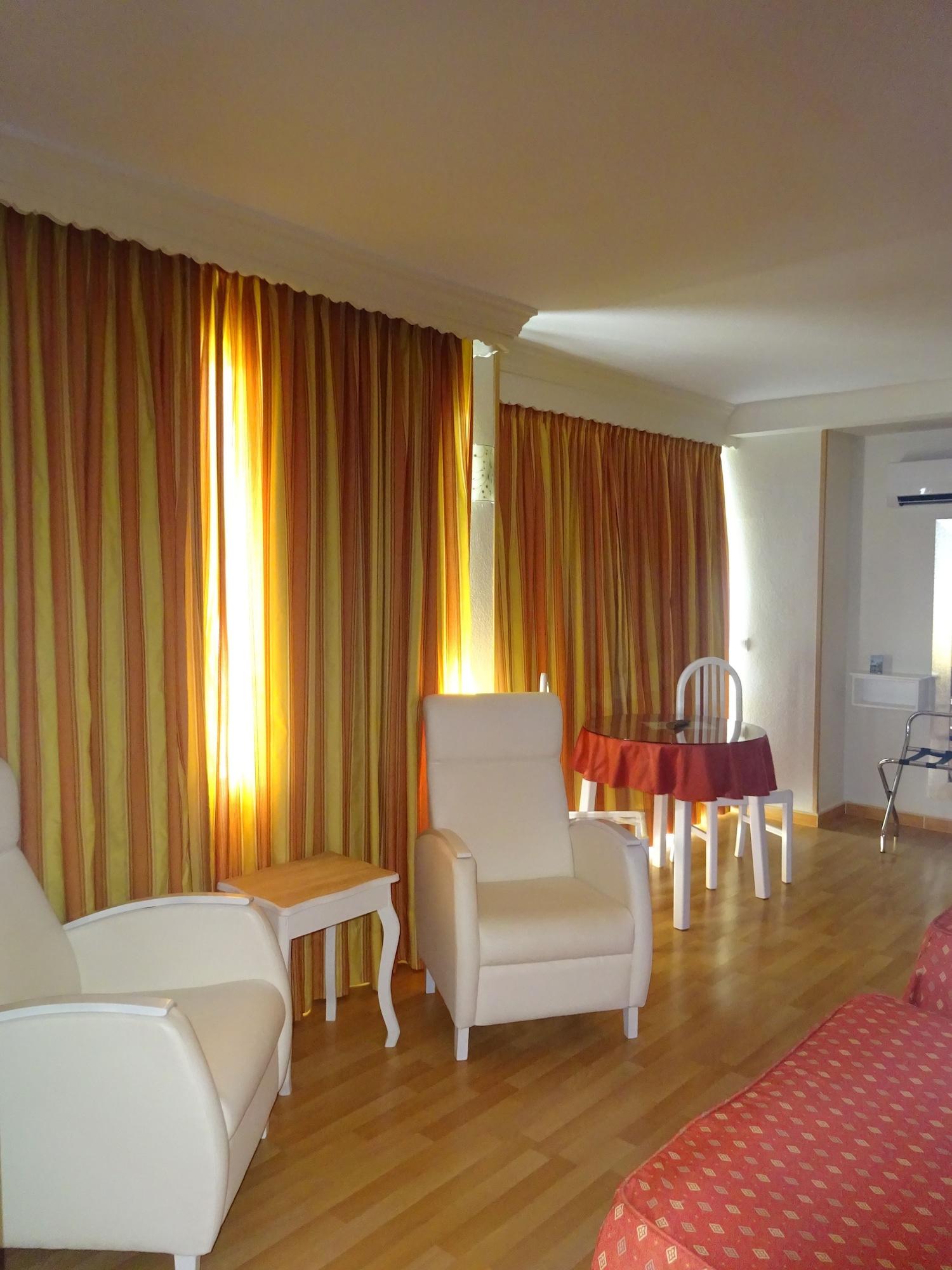 Princesa Playa Apartahotel Marbella