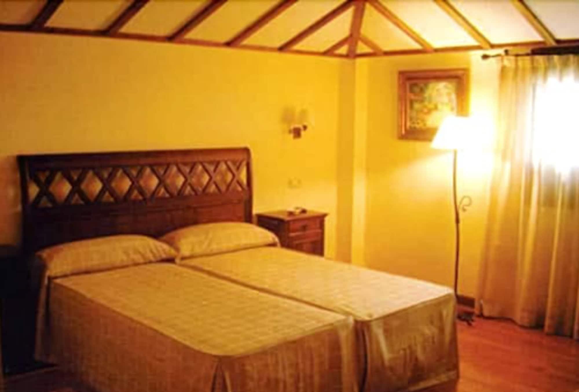 Eslava 4*