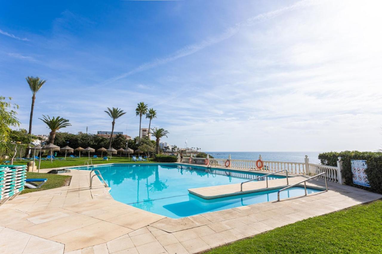 Holidays2mijas Costa Lubina Del Sol Frontline Beach, Pool, Terrace, Seaview & Parking