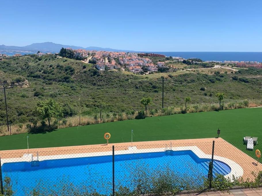 Hill Sea View Apartment Manilva