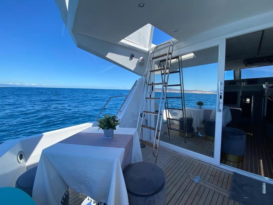 Barco Muy Romantico Con Parking! *
