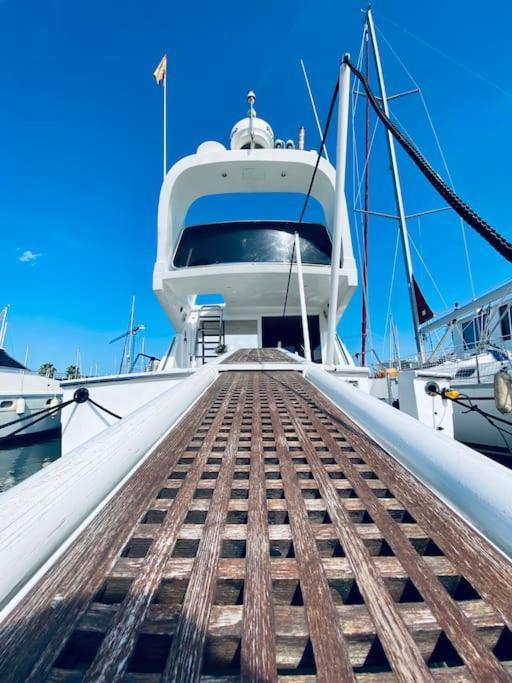Barco Muy Romantico Con Parking!
