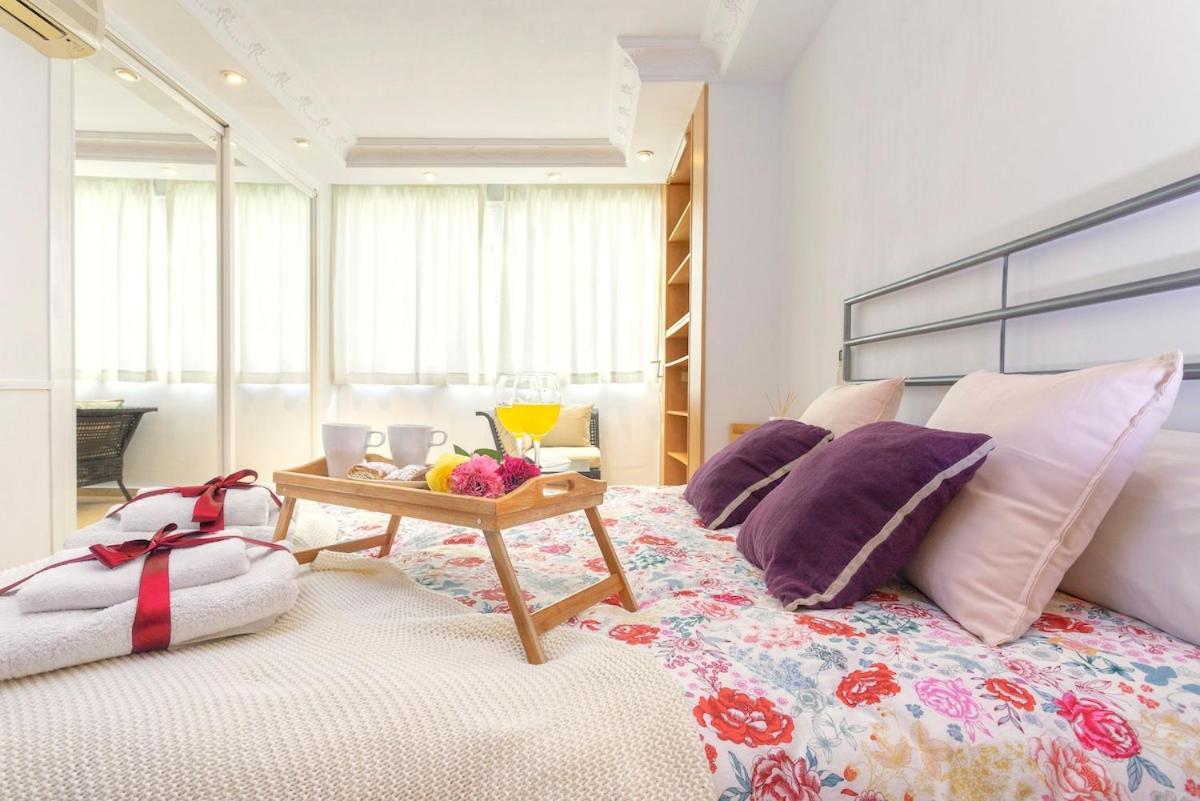 -malagasunapts- West Seafood & Relax Malaga