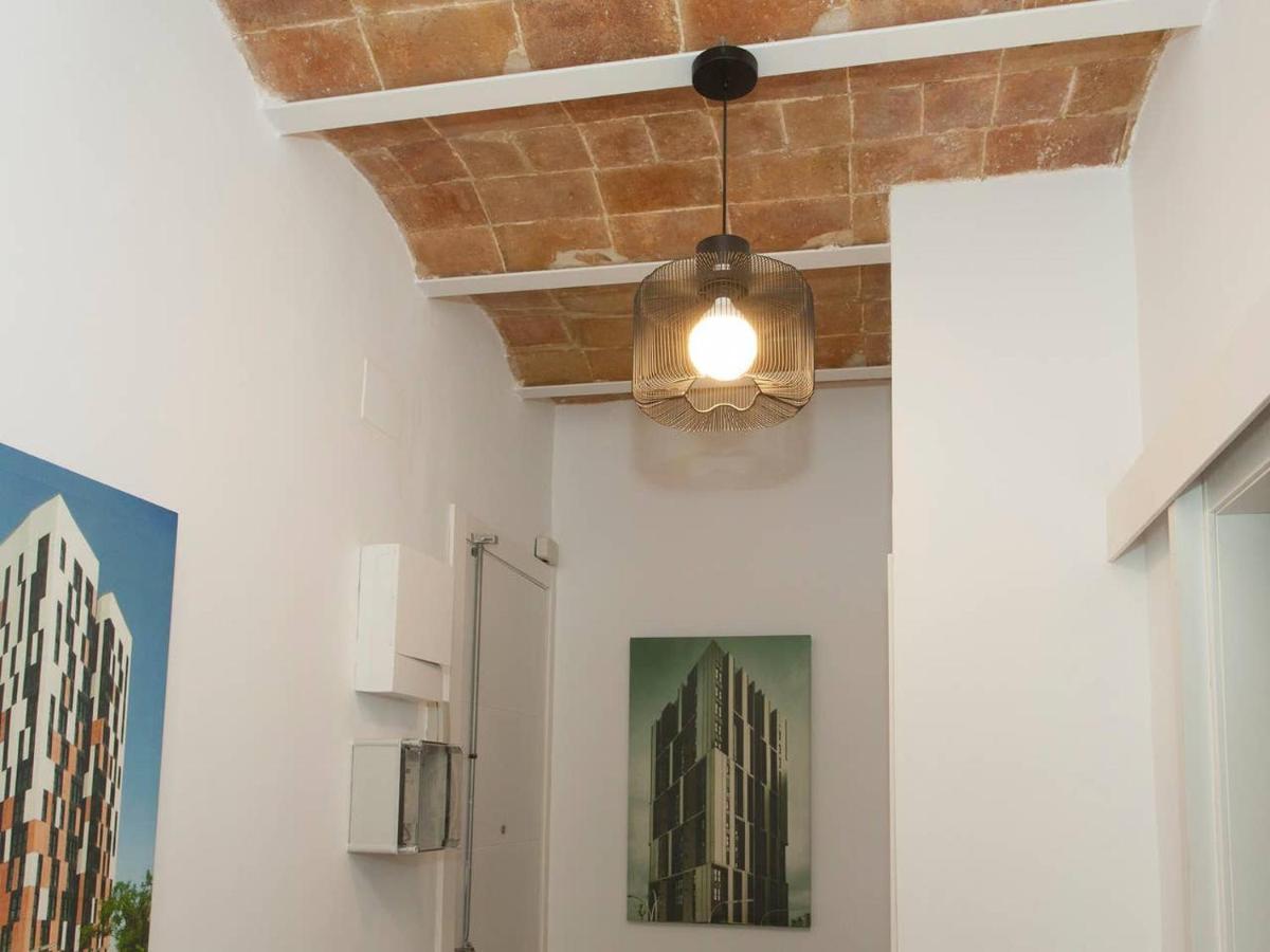 Colour Pop Fira By Myrentalhost L'Hospitalet de Llobregat