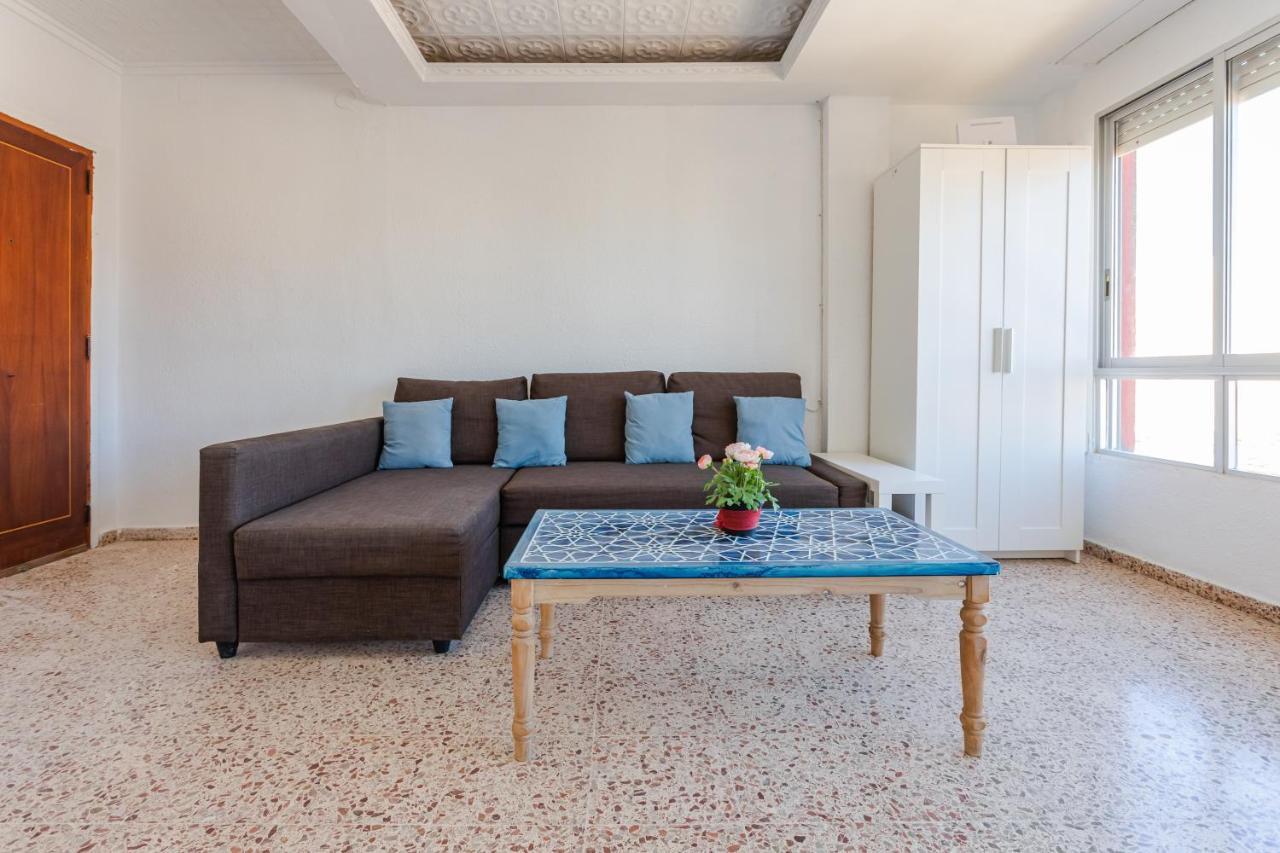 Town Center El Valencia Apartment
