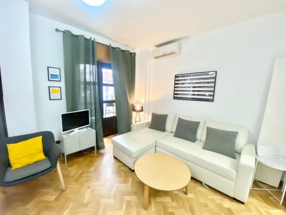 Centro Barrio Embajadores 01 Apartment