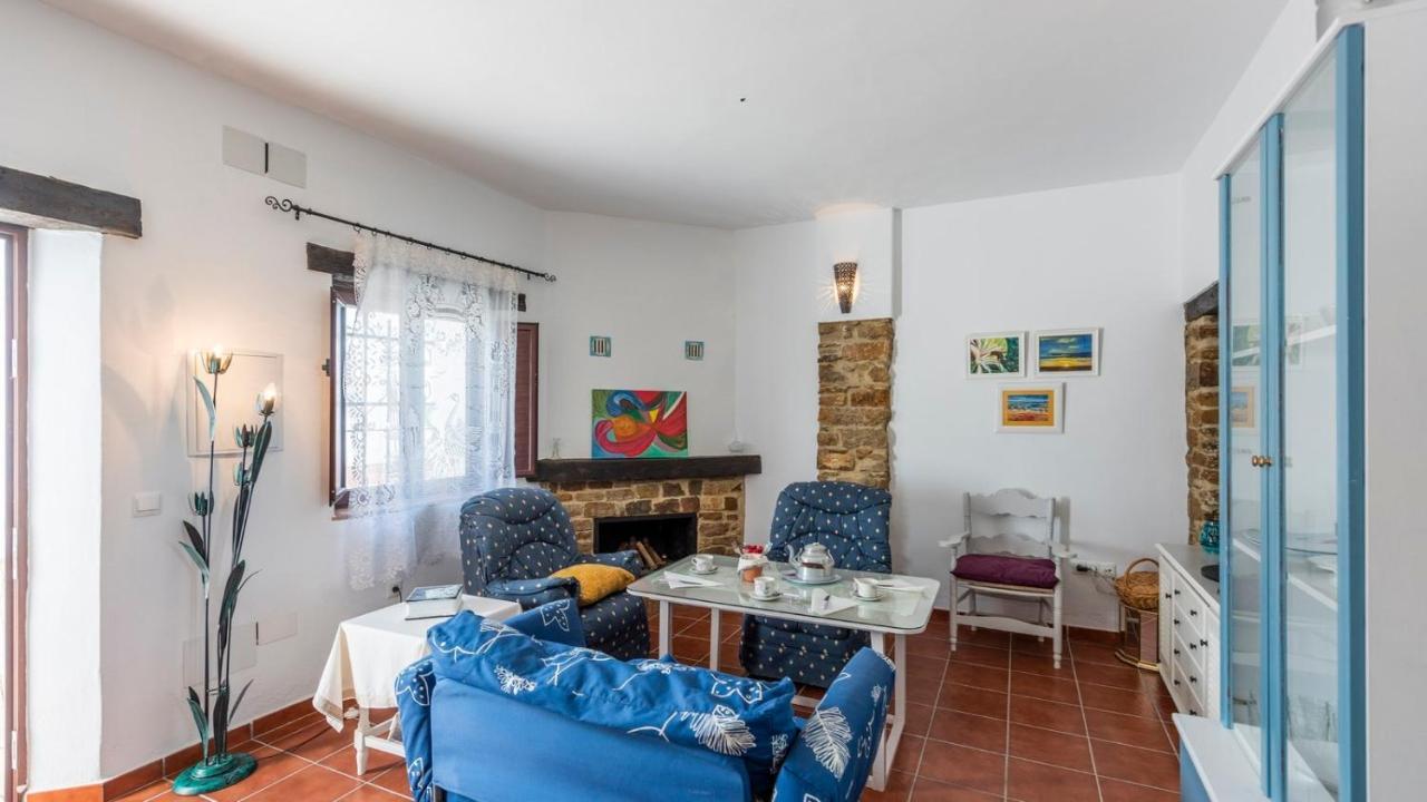 La Fresneda Cortes De La Frontera By Ruralidays Holiday home *