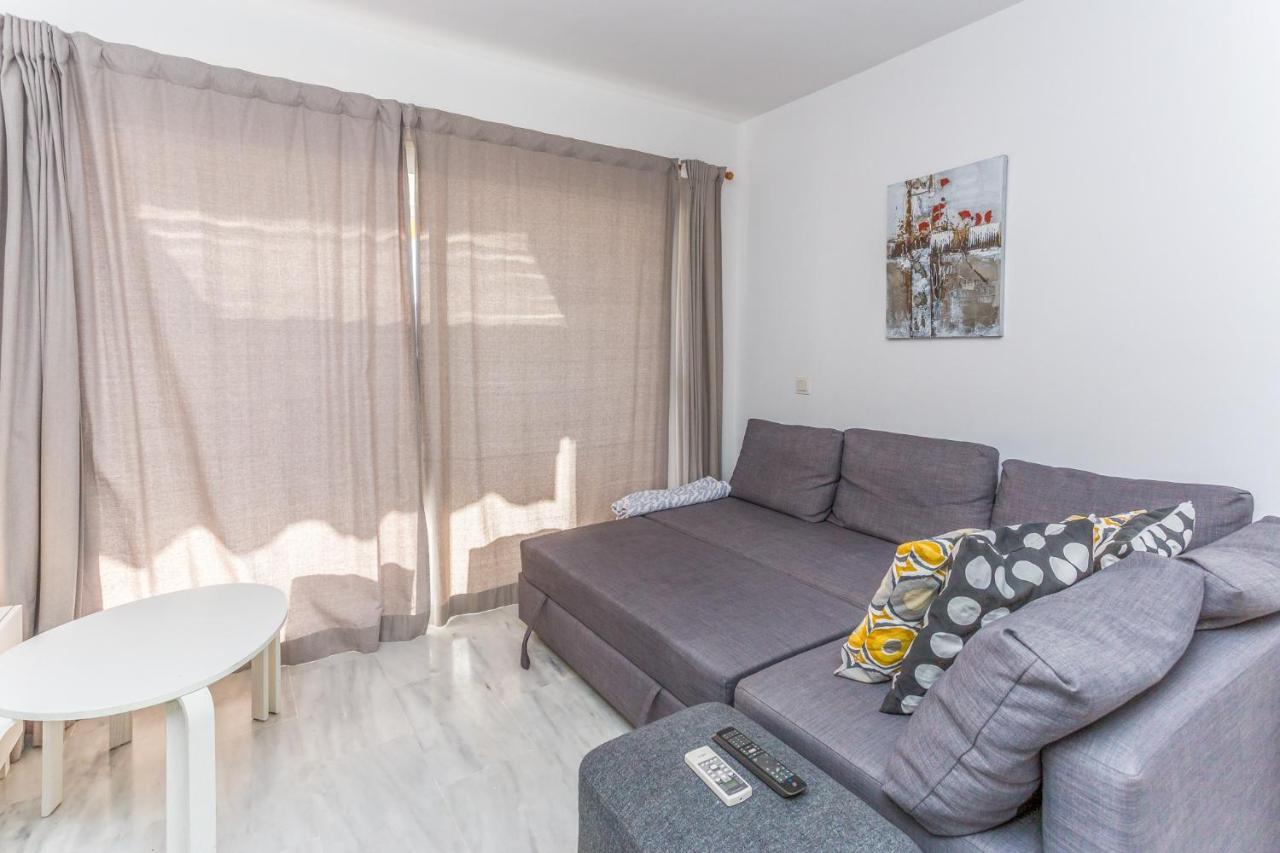 Gran Calahonda 2br 2ba With Terrace Wifi/ac/pool Sitio de Calahonda