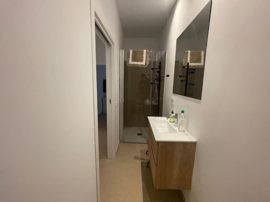 Apartment Con Jardin Y Piscina En *