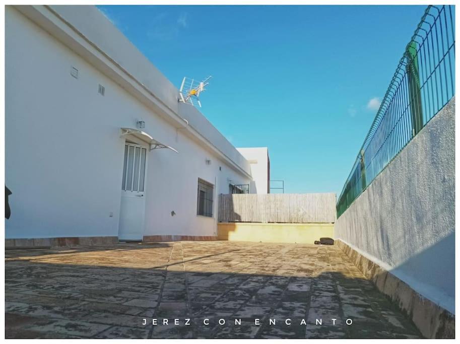 Apartamento Atico En Pleno Centro De Jerez Sin Ascensor *