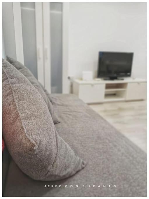Apartamento Atico En Pleno Centro De Jerez Sin Ascensor *