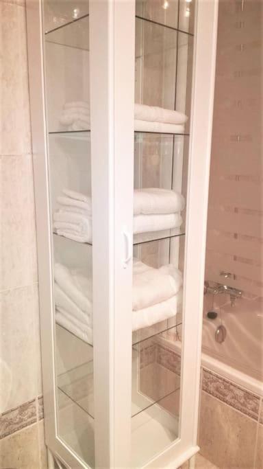 Cozy Between The Port And The Beach La Rada Apartamento Estepona