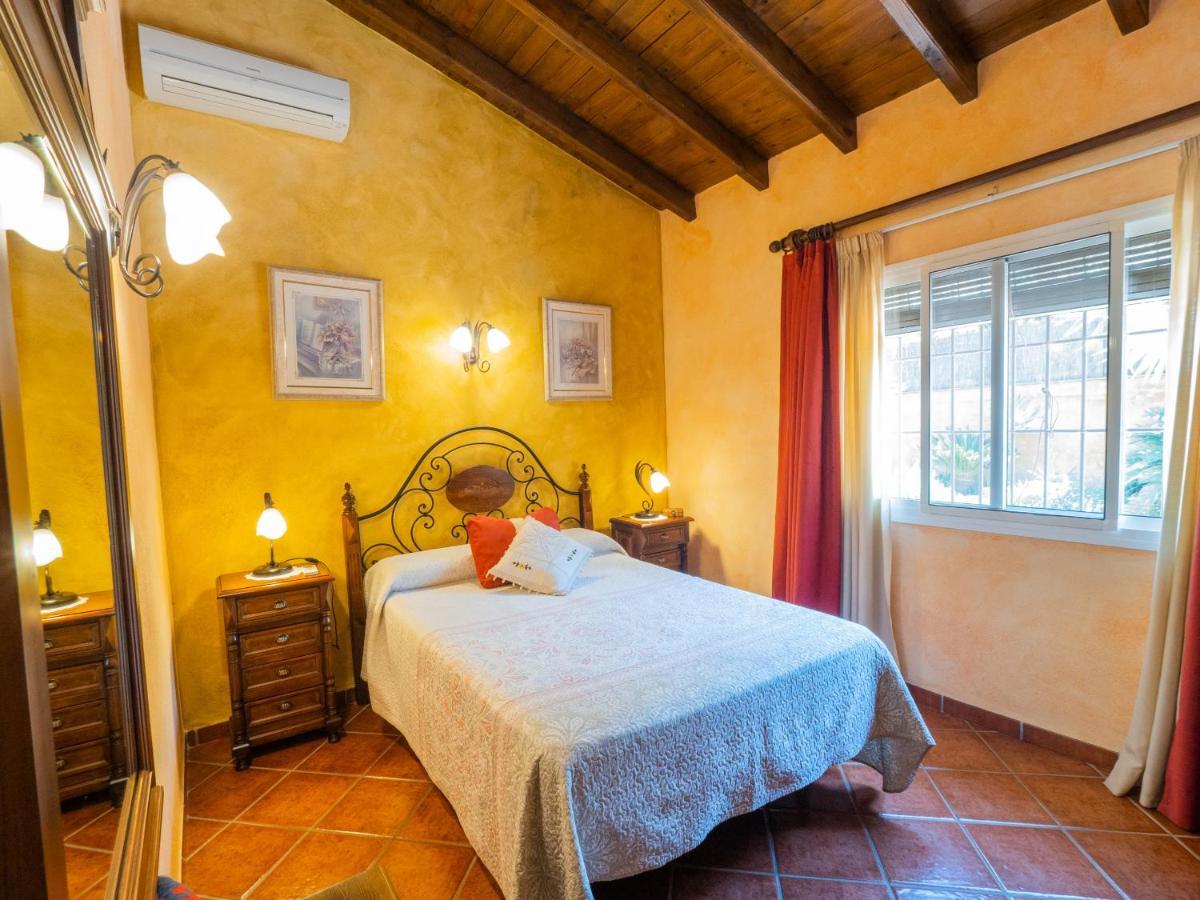 Holiday home Cubo's Dragos