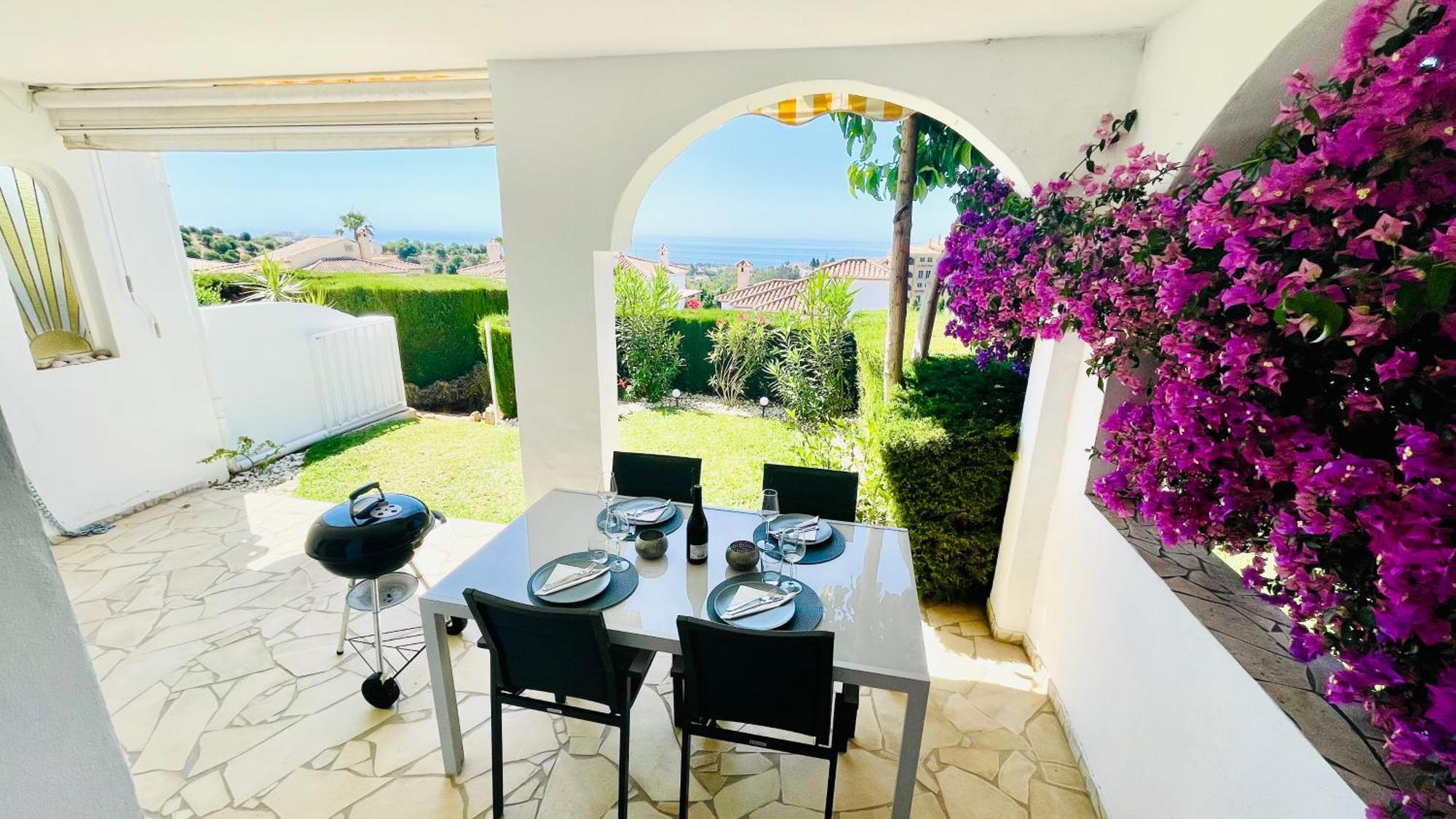 Apartment Modern Garden With A Fantastic Sea View And A Private Garden Sitio de Calahonda