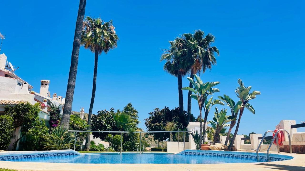 Apartment Modern Garden With A Fantastic Sea View And A Private Garden *