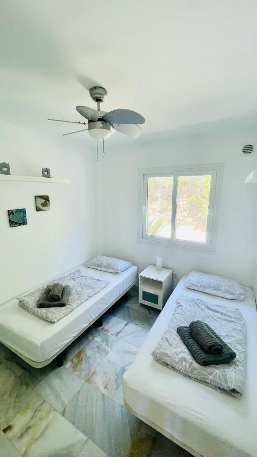 Modern Garden With A Fantastic Sea View And A Private Garden Sitio de Calahonda
