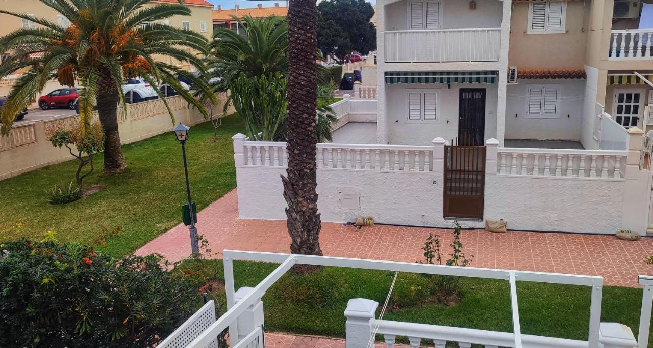 Deluxe Urbanización Privada En Playa Con Piscina, Totalmente Equipado *