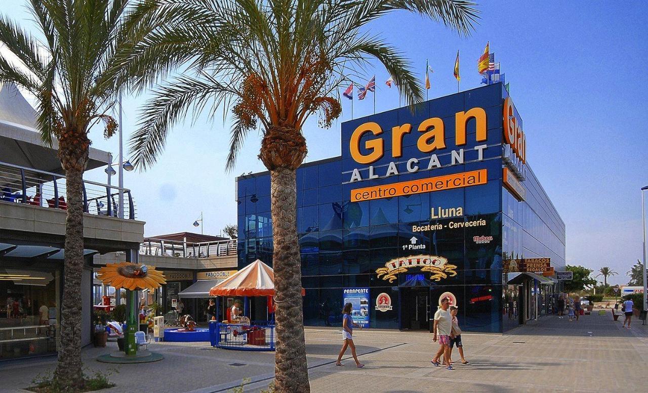 Deluxe Urbanización Privada En Playa Con Piscina, Totalmente Equipado Сasa de vacaciones Gran Alacant