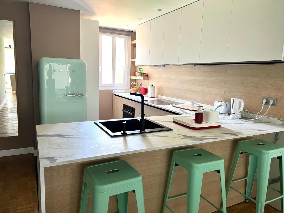 Modern 3 Bedroom Situated In Luxury Beachfront Gated Community Apartamento
