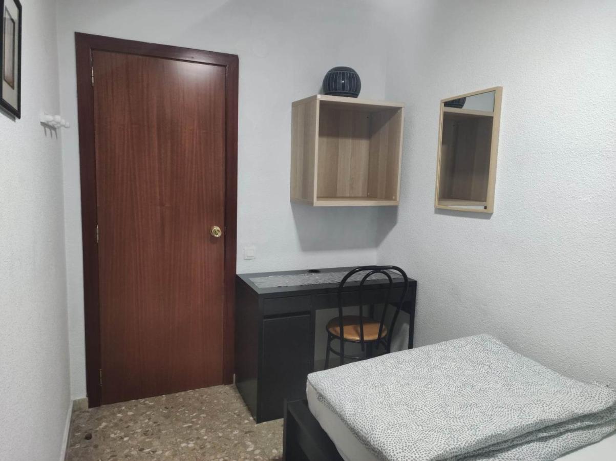 Habitación en casa particular P-3- комната в квартире для 1 человека в центре *