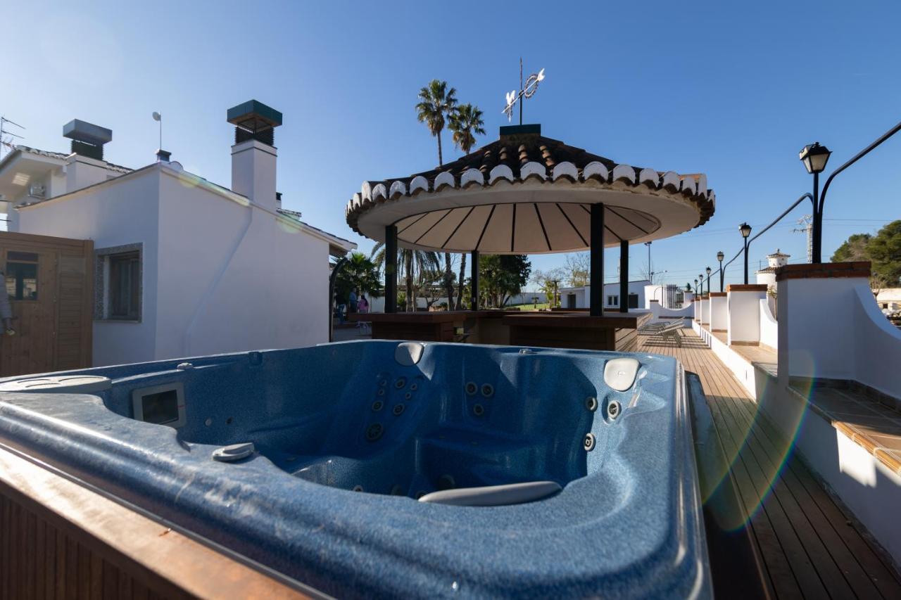 Villa Huerta 1 Manises, Jacuzzi, Sauna, Piscina Manises